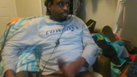 rocker n queen online show from December 2, 2024, 6:21 pm