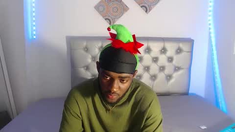 Andrew  online show from December 17, 2025, 12:27 am