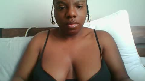 bbgirl0223 online show from April 7, 2026, 1:00 pm