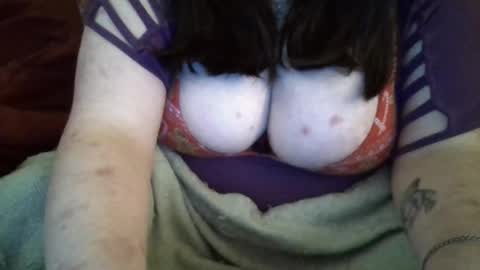 Snapshot of bbw420247365 chatting on December 9, 2024, 4:45 am Ask online show from December 9, 2024, 4:45 am