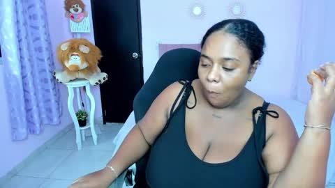 Snapshot of bbw_charlote chatting on March 10, 2026, 12:10 pm Charlote online show from March 10, 2026, 12:10 pm