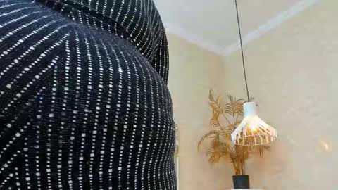 BBW Cindyy  online show from October 9, 2025, 4:05 pm