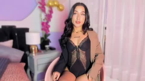 Snapshot of bby_izzy chatting on June 4, 2026, 11:38 am Bby online show from June 4, 2026, 11:38 am