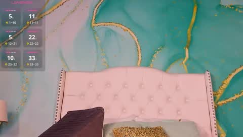 Alexxa online show from November 7, 2025, 1:11 pm