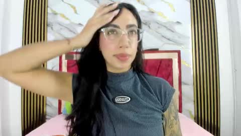 daniela villamizar online show from December 17, 2025, 1:50 pm