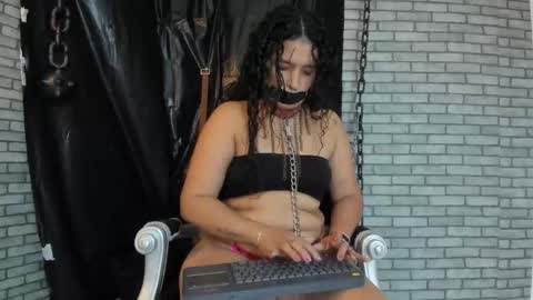 Snapshot of bdsm_meduza chatting on October 7, 2025, 12:35 pm Meduza online show from October 7, 2025, 12:35 pm