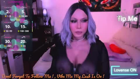 Snapshot of bea_glamour chatting on June 4, 2026, 5:52 pm Bea online show from June 4, 2026, 5:52 pm