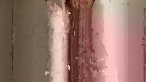 Snapshot of beachguy469 chatting on October 3, 2025, 4:09 am BeachGuy online show from October 3, 2025, 4:09 am