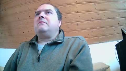 bear037 online show from November 23, 2025, 9:20 am