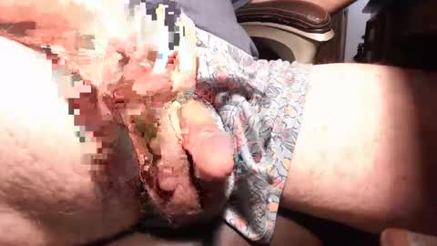 Snapshot of bearbuffet_ chatting on January 4, 2025, 11:11 am bearbuffet_ online show from January 4, 2025, 11:11 am