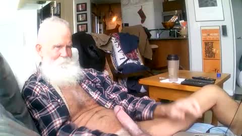 Snapshot of beardbushy chatting on December 18, 2025, 5:08 pm beardbushy online show from December 18, 2025, 5:08 pm