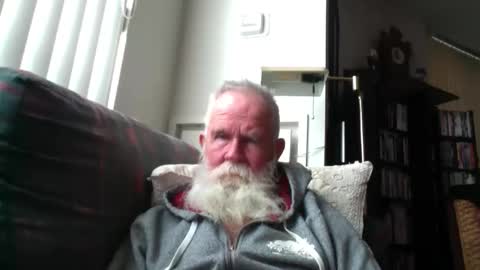 Snapshot of beardbushy chatting on January 19, 2026, 4:00 pm beardbushy online show from January 19, 2026, 4:00 pm