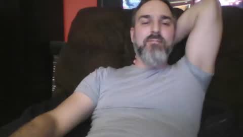 Snapshot of beardedambition chatting on December 29, 2024, 6:45 am beardedambition online show from December 29, 2024, 6:45 am