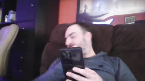 Snapshot of beardedambition chatting on February 23, 2025, 5:39 pm beardedambition online show from February 23, 2025, 5:39 pm