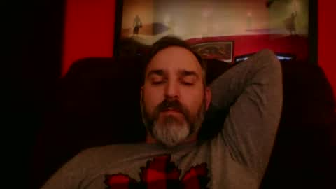 Snapshot of beardedambition chatting on October 17, 2025, 2:30 pm beardedambition online show from October 17, 2025, 2:30 pm