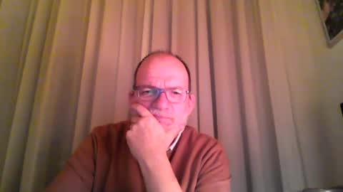 Snapshot of beardman916444 chatting on January 29, 2025, 6:28 pm Beardman online show from January 29, 2025, 6:28 pm