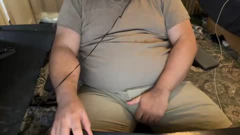 Snapshot of beardudeguy chatting on June 23, 2026, 2:59 pm beardudeguy online show from June 23, 2026, 2:59 pm
