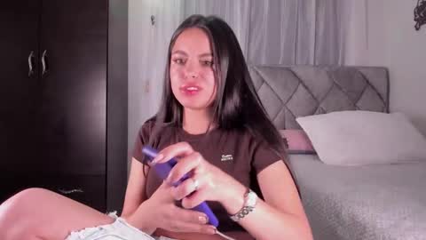 Snapshot of bearmel3 chatting on February 18, 2025, 10:03 pm MELANI online show from February 18, 2025, 10:03 pm