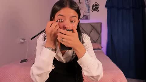 Snapshot of bearmel3 chatting on October 1, 2025, 5:30 pm MELANI online show from October 1, 2025, 5:30 pm