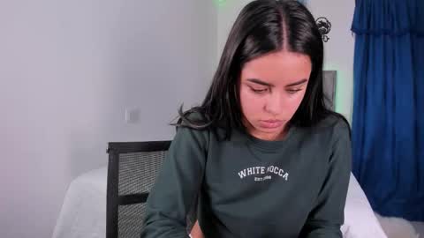 Snapshot of bearmel3 chatting on October 6, 2025, 6:16 pm MELANI online show from October 6, 2025, 6:16 pm