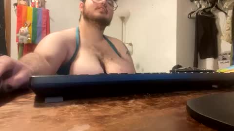 bearmoon820430 online show from November 17, 2025, 3:34 am