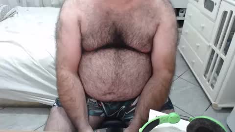 Snapshot of beastbearmg chatting on September 17, 2025, 12:45 am beastbearmg online show from September 17, 2025, 12:45 am