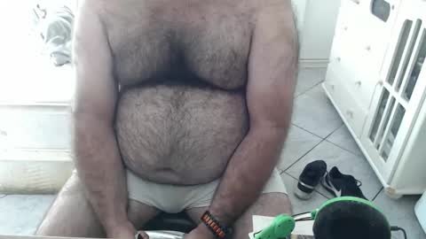 Snapshot of beastbearmg chatting on September 20, 2025, 6:20 pm beastbearmg online show from September 20, 2025, 6:20 pm