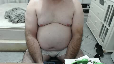 Snapshot of beastbearmg chatting on September 24, 2025, 11:41 pm beastbearmg online show from September 24, 2025, 11:41 pm