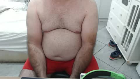 Snapshot of beastbearmg chatting on October 8, 2025, 1:31 pm beastbearmg online show from October 8, 2025, 1:31 pm