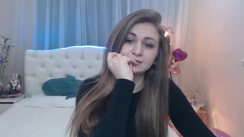 beataangel online show from March 5, 2025, 9:05 am