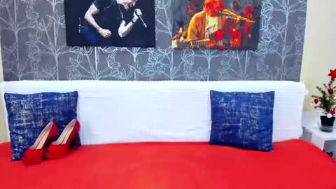 BeatifullHellen online show from January 2, 2025, 2:13 pm