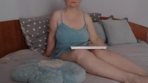 Snapshot of beatrice26 chatting on June 30, 2026, 8:37 am beatrice26 online show from June 30, 2026, 8:37 am