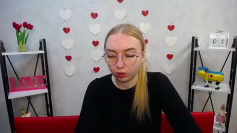 BeatriceFlyy online show from December 4, 2024, 9:29 am