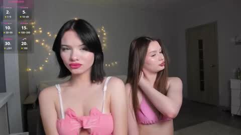 Snapshot of beatricemoonlight chatting on December 4, 2025, 11:19 am My name is Beatrice Like my broadcast pls 3 online show from December 4, 2025, 11:19 am