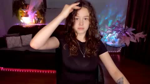 Snapshot of beatricewild chatting on May 12, 2026, 11:07 am BeatriceWild online show from May 12, 2026, 11:07 am