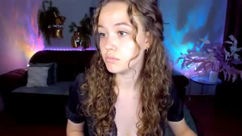 Snapshot of beatricewild chatting on July 8, 2026, 10:09 am BeatriceWild online show from July 8, 2026, 10:09 am