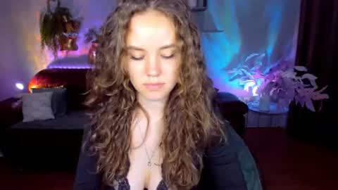 Snapshot of beatricewild chatting on July 15, 2026, 11:04 am BeatriceWild online show from July 15, 2026, 11:04 am