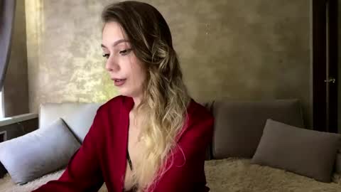 Snapshot of beatrix_vale chatting on May 15, 2026, 4:08 am Michelle online show from May 15, 2026, 4:08 am