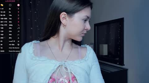 Beatrix or Triss3 online show from September 24, 2025, 6:17 am