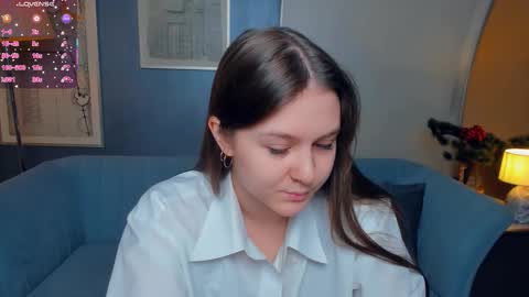 Beatrix or Triss3 online show from October 15, 2025, 7:52 am