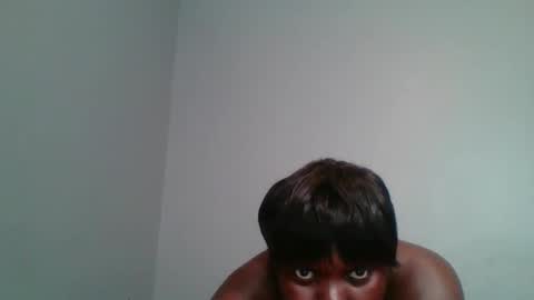 Snapshot of beautie699392 chatting on February 26, 2025, 6:58 am Lil stunner online show from February 26, 2025, 6:58 am