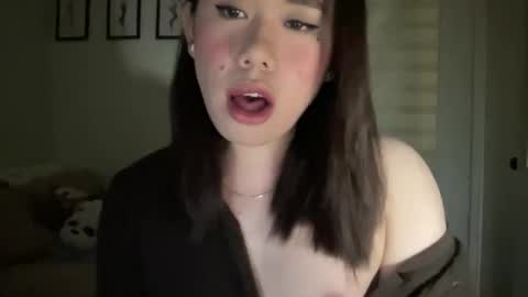 Snapshot of beautiful_lust69 chatting on January 1, 2025, 2:09 pm Sweet Aya online show from January 1, 2025, 2:09 pm