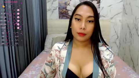 Snapshot of beautiful_woman_in_asia chatting on February 24, 2026, 7:56 pm Im Kim and Im Single in real life online show from February 24, 2026, 7:56 pm