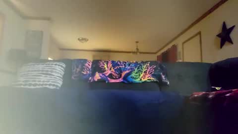 Snapshot of beautifulbaej chatting on February 6, 2025, 7:13 am Julie Nicole online show from February 6, 2025, 7:13 am