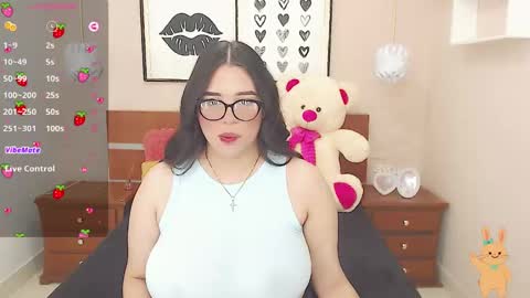 Snapshot of beautty_pink chatting on December 13, 2024, 3:11 pm beautty_pink online show from December 13, 2024, 3:11 pm