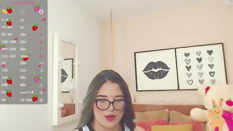 Snapshot of beautty_pink chatting on January 8, 2025, 7:56 pm beautty_pink online show from January 8, 2025, 7:56 pm