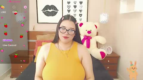 Snapshot of beautty_pink chatting on January 21, 2025, 7:50 pm beautty_pink online show from January 21, 2025, 7:50 pm