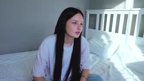 Snapshot of beauty_baby_lips chatting on October 22, 2025, 7:41 am beauty_baby_lips online show from October 22, 2025, 7:41 am