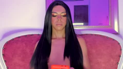 Snapshot of beauty_doll01 chatting on July 23, 2026, 2:26 pm Leydi online show from July 23, 2026, 2:26 pm