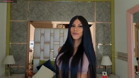 Snapshot of beauty_nina chatting on May 27, 2026, 1:52 pm beauty_nina online show from May 27, 2026, 1:52 pm